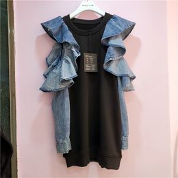 [EWQ] Autumn Ladies Pullovers Tops Fashion Stitching Denim Hollow Out Shoulder Ruffled Sleeve Sweatshirt Women 16Q411 210803