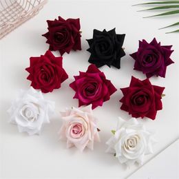 100PCS Silk Red Roses Head Fake Scrapbook Bridal Corsage Accessories Clearance Wedding Home Decor Diy Gifts Artificial Flowers 220311