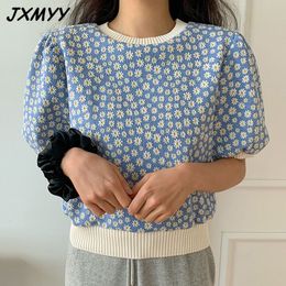 Chic spring and autumn western style round neck pullover loose puff sleeve full screen small daisy knitted wool top women JXMYY 210412