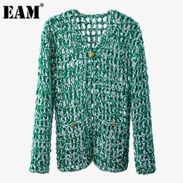 [EAM] Green Hollow Out Knitting Cardigan Sweater Loose Fit V-Neck Long Sleeve Women Fashion Spring Autumn 1DD6928 21512