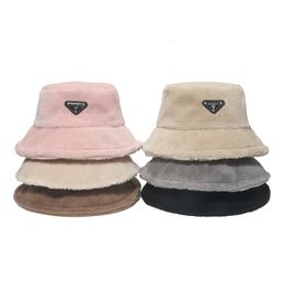 New Fashion Women Mens Outdoor Warm Faux Fur Fisherman Caps Solid Colours With Triangular metalLabel Winter Panama Gorro Bucket
