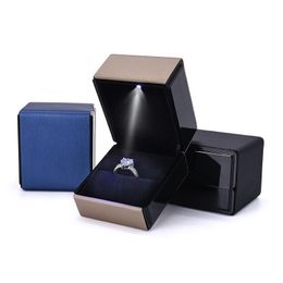Leather Jewellery Box with LED Light for Engagement Wedding Rings Box Festival Birthday Jewellery Ring Display Gift Boxes