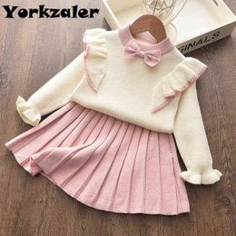 2020 New Girls Winter Clothes Set Long Sleeve Sweater Shirts and Pleated Skirt Thick Warm Clothing for Girls Clothing Set Y220310