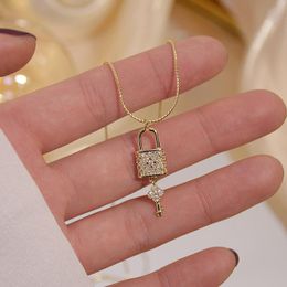 Shining Bling Zircon Lock Key Necklaces For Women Clavicle Chain Charm Wedding Pendant 14K Real Gold Jewelry Chains