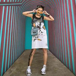 Summer Women's T Hole O- Neck Loose Dress Hip-hop Street Hipster Female Casual Sleeveless Printed GD381 210506