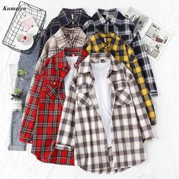 Autumn Plaid Flannel Shirt Women Blouses And Tops Retro Cotton Lady Loose Outwear Chemisier Femme Two Pockets 210410