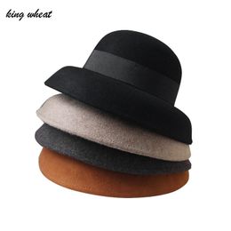 Berets King Wheat 2021 Wool Hepburn Style Women Fedora Stage Show Felt Cap Winter Lady Fashion Performance Party Adult Top Hat