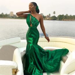 Hunter Sequined Mermaid Prom Dresses One Shoulder Plunging Neck Evening Gowns Sweep Train Taffeta Formal Party Dress M354