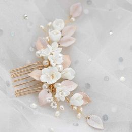 Wedding Accessories Freshwater Pearl Porcelain Hair Combs Pins Flower Leaf Headpieces Gold Colour Hairpins Bride Bridal Jewellery X0625