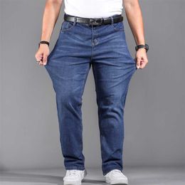 High Quality Stretch Plus Big Size 29 - 44 48 90% Cotton Straight Denim Jeans Men Famous Brand Spring 211108