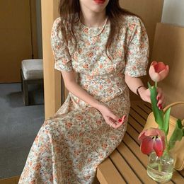 Summer Korean chic temperament gentle shredded round collar strapping waist long bubble sleeve print dress 210526