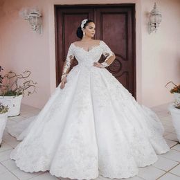 Luxurious Arabic Style A Line Wedding Gowns 2022 Sparkly Beaded Crystals Flowers Lace Appliques Puffly Bridal Party Ball Gown Vestidos De Noiva 322