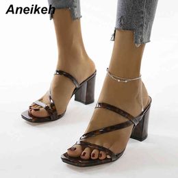 Summer Women Shoes Slippers Slides PU Solid Outside Square heel Shallow Beach Size 35-41 Adult Fashion 210507