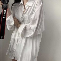 Spring And Autumn Long-Sleeved Lapel Shirts For Women Loose Oversized Long Button Up Shirt Casual Blouse White Blue 210604