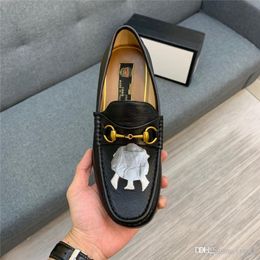 A1 Men Luxury Dress Italian Leather Shoes Slip On Fashion Men Leather Moccasin Glitter Formal Male Shoes Pointed Toe Shoes For Men 22 22