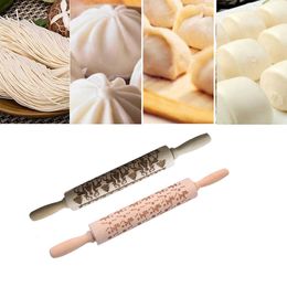 Christmas Design Wooden Rolling Pins Engraved Embossing Roller For Cookies Noodle Biscuit Cake Fondant Making 211008