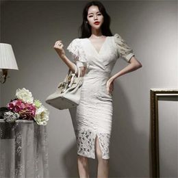 Summer Fashion Korean Elegant Hollow Out Dress For Women V-Neck Short Sleeve Patchwork Lace Midi Dresses Female 210603