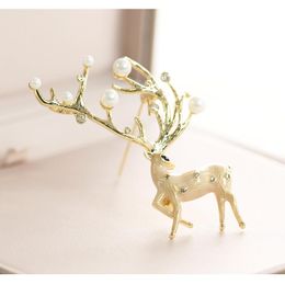 Pins, Brooches Fashion Enamel Deer Brooch Female Alloy Pearl Elk Animal 2022 Charm Pin Gift