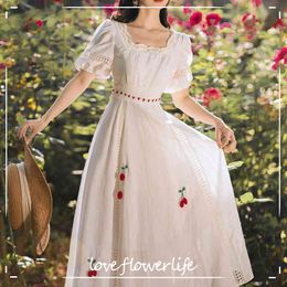 Summer French Retro Lace Dress Women Square Collar Sweet Vintage Elegant White Casual Dress Korean 210521