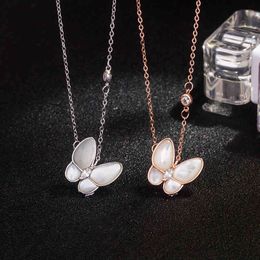S925 Pure Silver Diamond White Shellfish Butterfly Necklace with Versatile Temperament