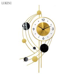 Modern minimalist light luxury decoration wall clock living room home dining room fashion creative personality art time watch