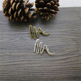 Pins, Brooches 2021 Retro Fashion Electroplating Ancient Gold Silver Water Corrugated Alloy Brooch