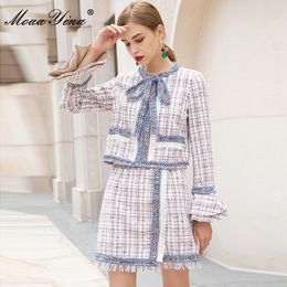 Fashion Designer Set Autumn Women Flare Sleeve Coat Tops+Plaid Tassel Skirt Woollen cloth Two-piece set 210524