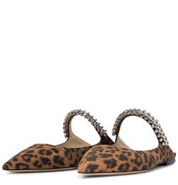 Matrimonio romantico Pantofole in pelle scamosciata con stampa leopardata Bing Sandali Décolleté a punta con cinturino in cristallo Tacchi piatti firmati Abito Sho Taglia dalla 34 alla 43