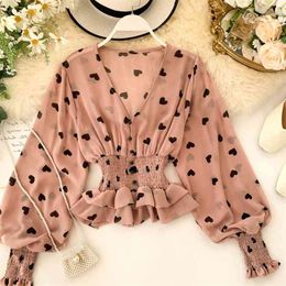 Autumn Style Polka Dot Peach Heart Top Women's V-neck Puff Sleeve Short Pleated Waistless All-match Chiffon Shirt UK357 210506