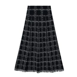 Women Knitted Skirts Black White Plaid A-Line Tessel Midi Mid-Calf Autumn Winter Spring Chic Elegant Elastic S0248 210514