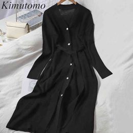 Kimutomo Solid V-neck Knitted Dress Women Autumn Korea Chic Single Breasted Slim High Waist Clothes Ladies Elegant Vestidos 210521
