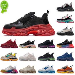 36-45 2021 Vintage Triple S Clear Sole Sneakers Casual Women Mens Dad Shoe Luxurys Designers Shoes Track Crystal Bottoms Paris 17FW Outdoor Runner