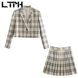 preppy style suit Outfits two piece set women short plaid casual Blazer high waist mini pleated Skirt Suits Spring 210427