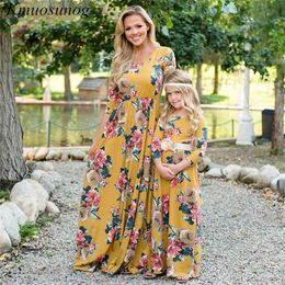 Autumn Mommy and me clothes Winter Three Quarter Blue Print Dress Mother Daughter Dresses Parent Girls Child Outfits C05 210922