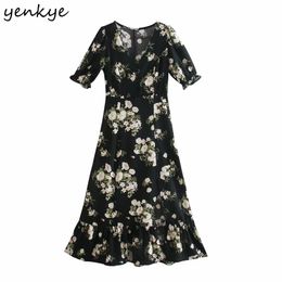 Summer Dress Women Short Sleeve V Neck Sexy Slits A-line Elegant Female Vintage Floral Print Lady Vestido 210430