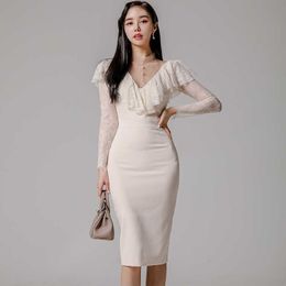 Lace Ruffles Patchwork Woman Bodycon Pencil Dress Spring Hollow Out See Through Casual Ladies Work Wear Clothes 210529