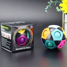 -Magic Rainbow Puzzle Ball Zappeln Balls Spielzeug Spiel Spaß Stress Reliever Gehirn Teaser Spielzeug für Jungen und Mädchen Kinder Teenager Erwachsene, Farbkiste / Opp Bag - B 50