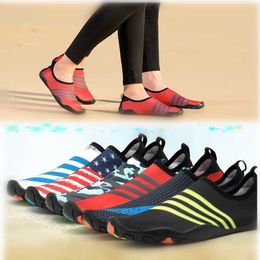 Amphibious beach outdoor water sports shoes socks yoga training shoes mountaineering unisex couple models swimming shoes Y0714