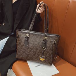 Daily Bag High Texture European and American Fashion Women Bag Large Capacity 2021 New Tote Bag Handbag All-Match Shoulder Big Fashi