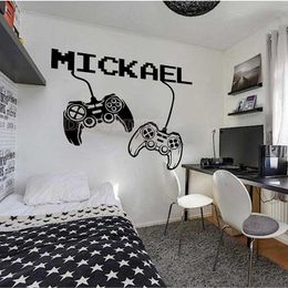 Custom Name Game Control Wall Decal Gamer Personalised Name Wall Sticker Game Playroom Decor Vinyl Boys Kids Room Decor Z866 210705