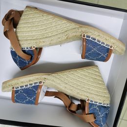 Women Leather Peep-toe Wedge Sandal Platform Espadrille Matelassé sandals Fashion grosgrain Cord Calfskin Canvas Thunky Heel Heels Designer Shoes 6 colors