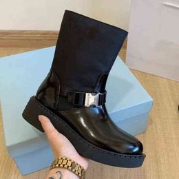 Designer Shoes Women Winter Black Short Boots Belt Buckle Platform Shoes Western Boots Slip-on Nylon Botas Femininas Size 35-41 Y1209