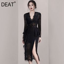 Women Black Asymmetrical Hollow Out Lace Dress V-Neck Long Sleeve Split Fork Hem Slim Fashion Tide Summer 7E7735 210421