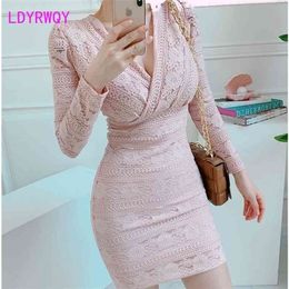 autumn women's product Korean Style Lace V-neck high waist slim fit and buttock bottoming Dress 210416