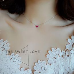 Pendant Necklaces Simple Red Pink Heart-shaped Necklace Fashion Women's Wedding Clavicle Chain Party Jewelry Romantic Valentine's Gifts