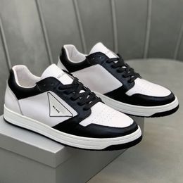 Mens casual shoes black and white color matching soles decoration fashion simple style men daily outdoor driving