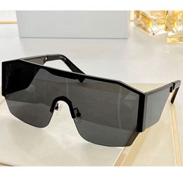 Mens Sunglasses Des lunettes de soleil 2220 designer classic all black ultra-Dalian body lenses wide temples to cover corners of the eyes beach vacation UV400