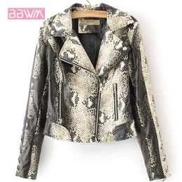 Autumn Korean Lapel PU Snake Women's Jacket Slim Joker Locomotive Long Sleeve Female Jacket Cuff Strap Black Beige Windproof 210507