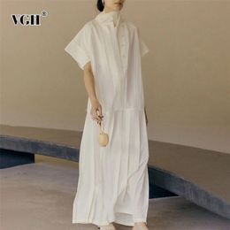 Beige Minimalist Dress For Women O Neck Short Sleeve Loose Irregular Pleated Maxi Dresses Female Summer Fashion Clothes 210531
