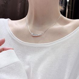 Chains LByzHan 2021 Trendy Small Eggplant Shape Pendant Golden Silver Color Tube Necklace Metal Clavicle Chain Jewelry For Women LB